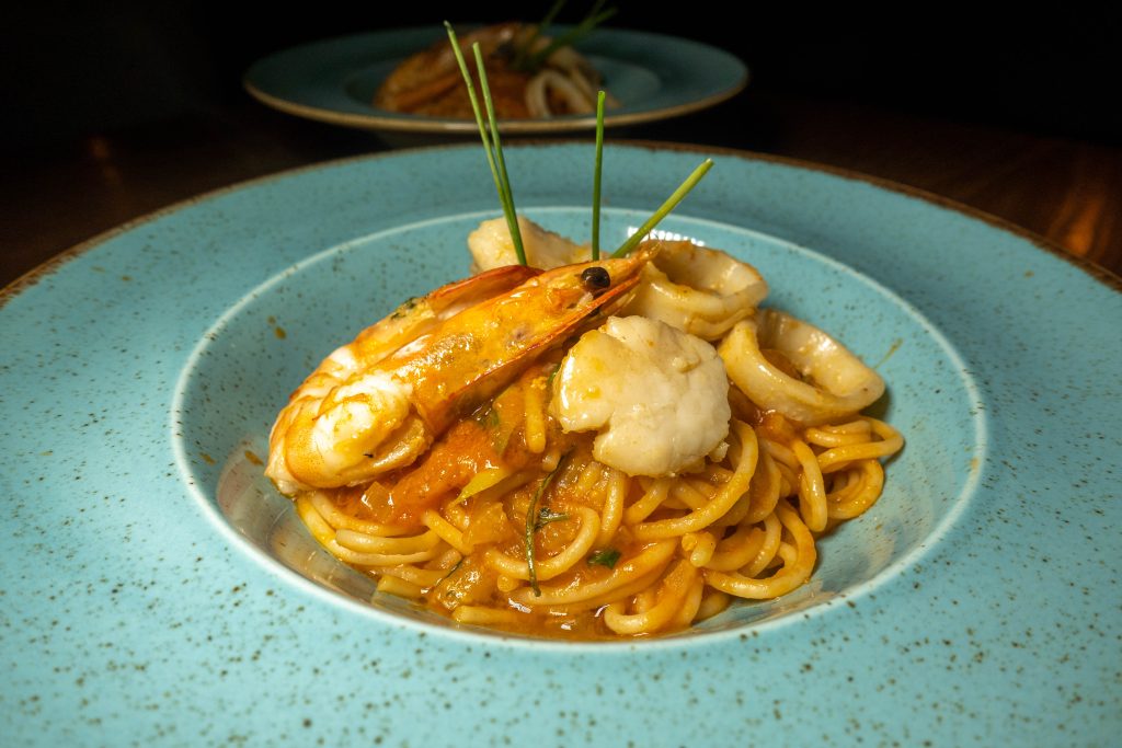Cargo Seafood Prawn and Noodles (2)