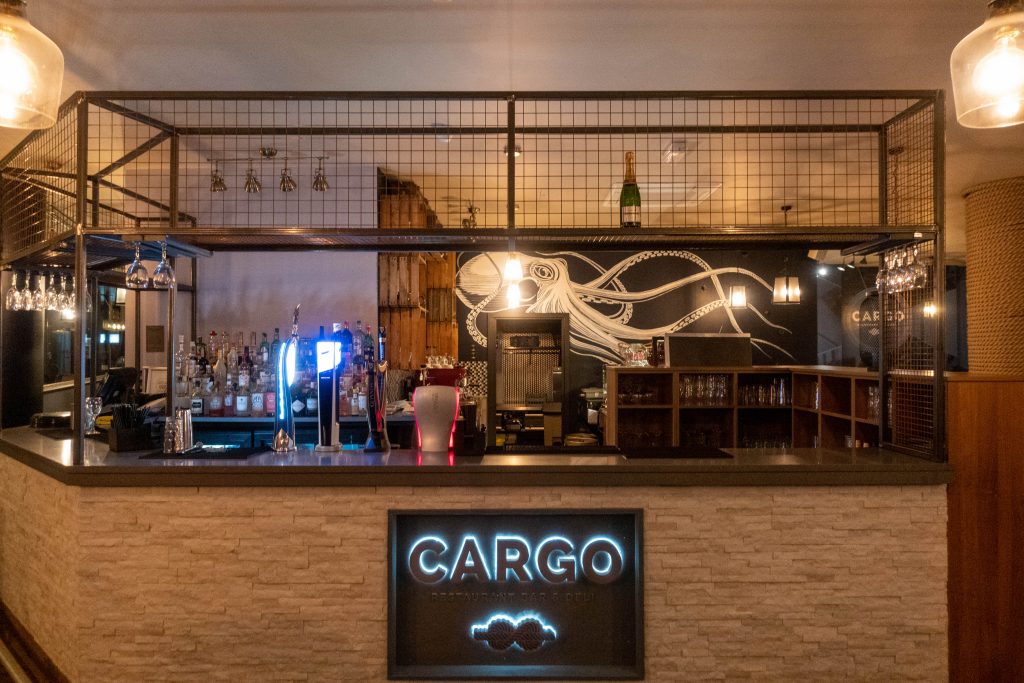 Cargo seafood Restaurant & Bar